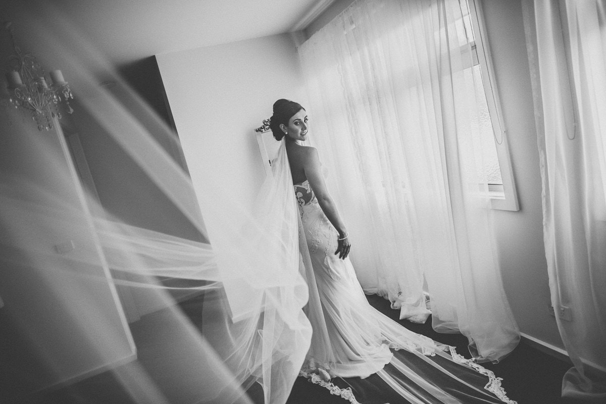 veil wedding photo